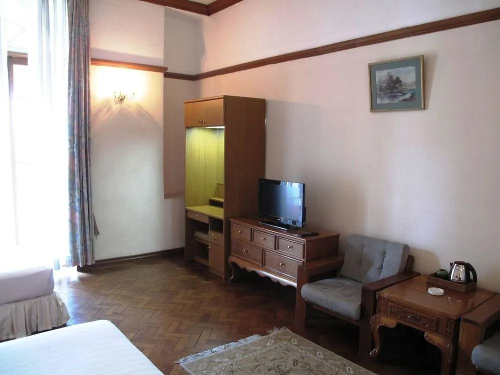 ***  Yuzana Garden Hotel Yangon Myanmar