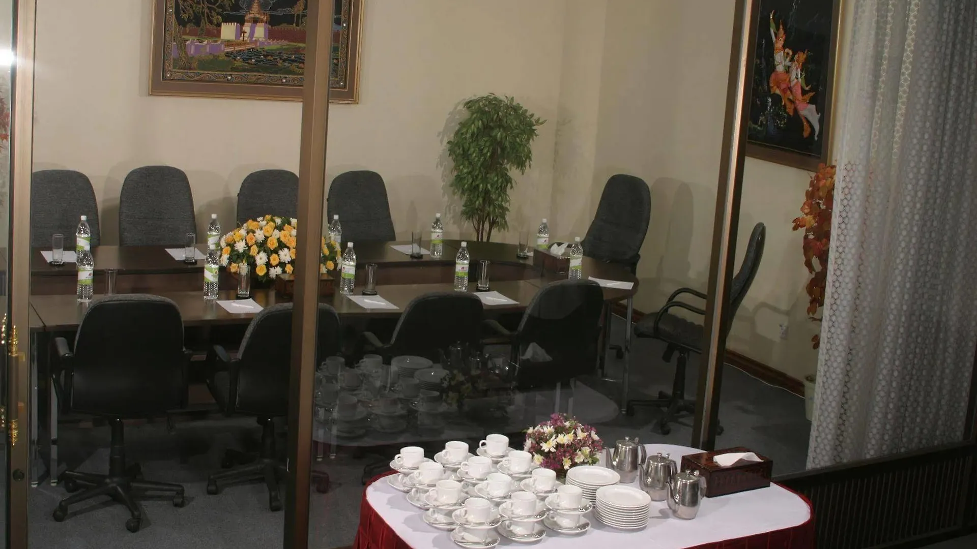 Yuzana Garden Hotel Yangon 3*,